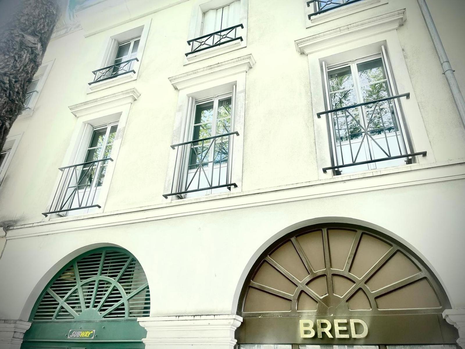 Residence Disneyland Place Toscane Serris Bagian luar foto